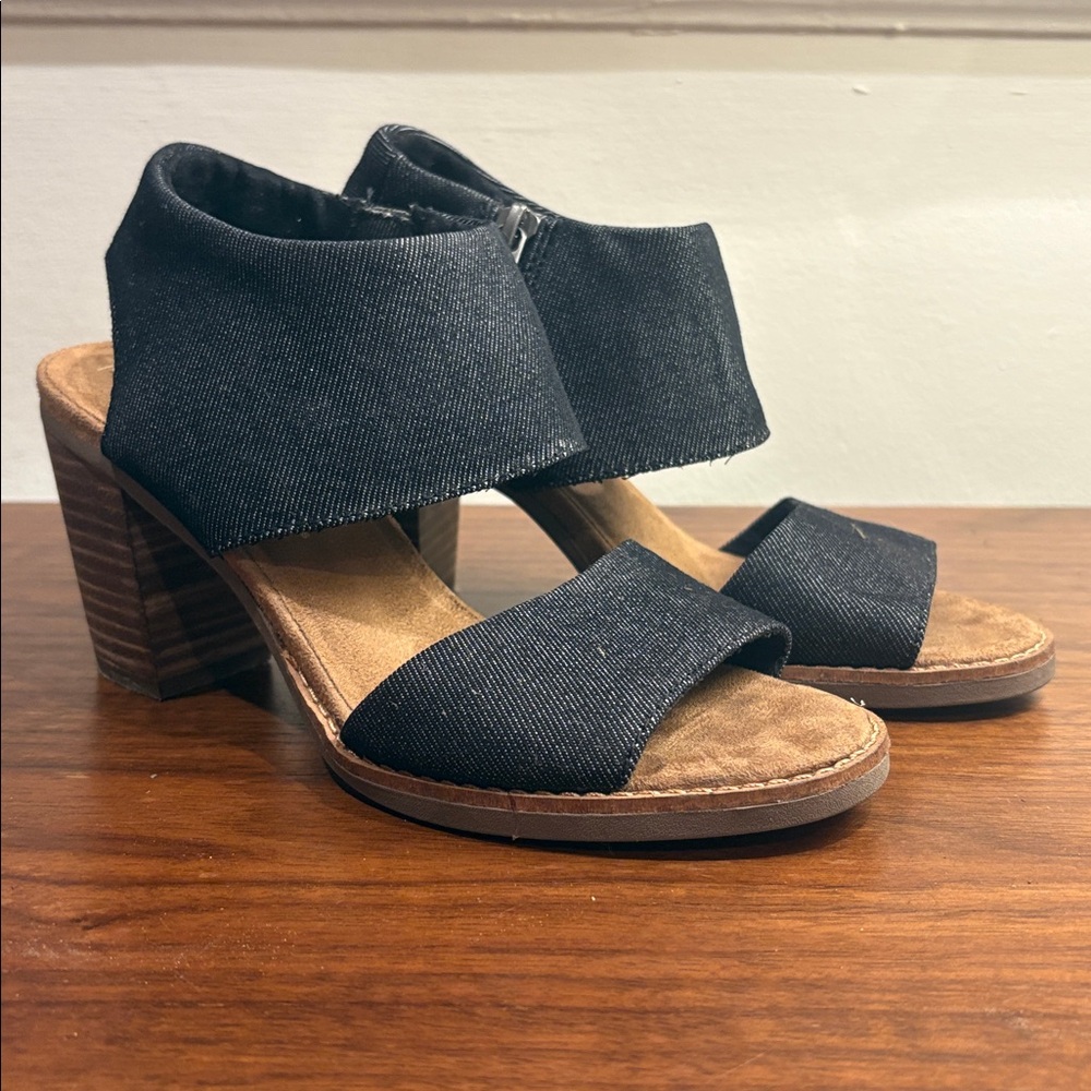 Tom’s Majorca heels